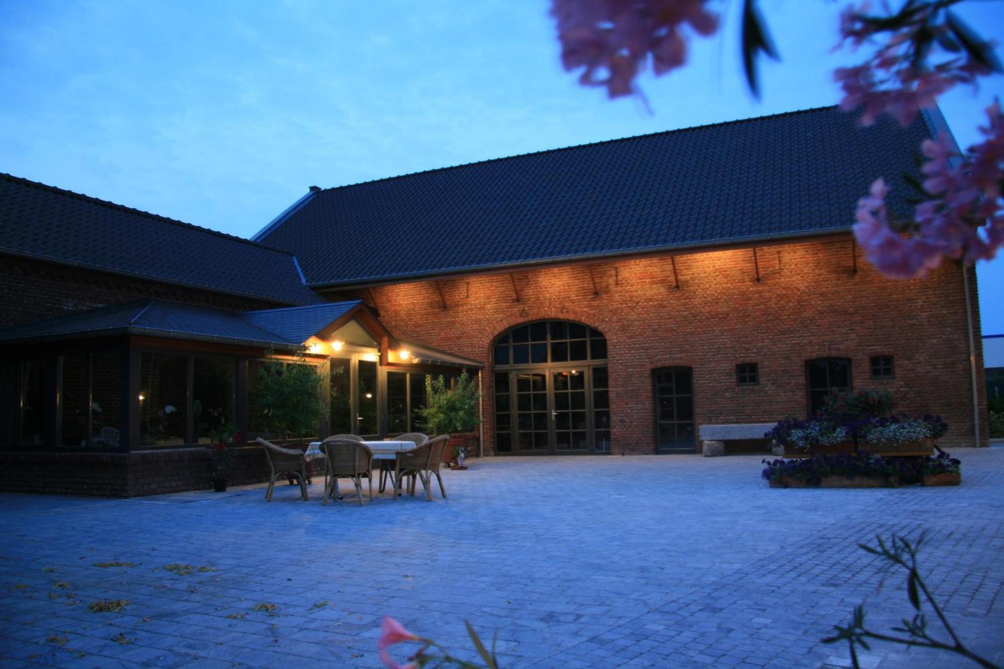 Hotel Oude Eycke Maaseik Exterior foto